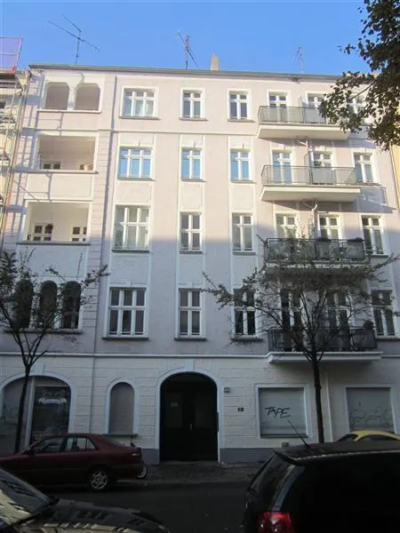 gemütliche Einzimmer-Dachgeschoss-Wohnung mit toller Ausstattung! — photo 1